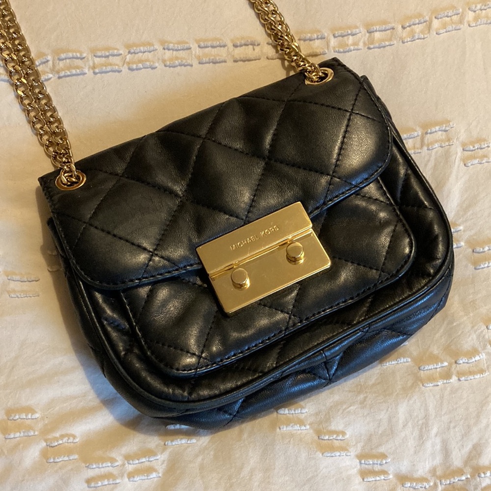 Michael Kors Black Leather Small Quilted Purse Gold Chain Crossbody Sloan Bag - Picture 3 of 15